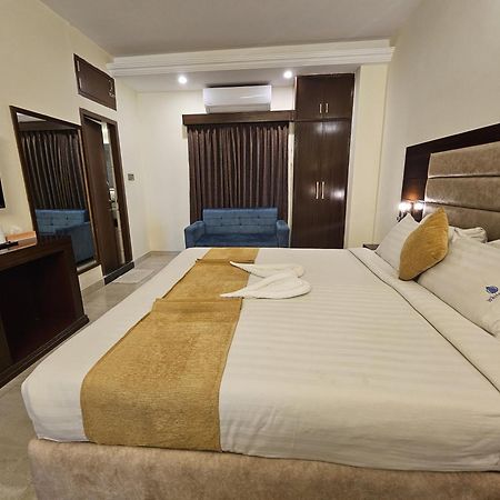 White Park Hotel & Suites Τσιταγκόνγκ Εξωτερικό φωτογραφία