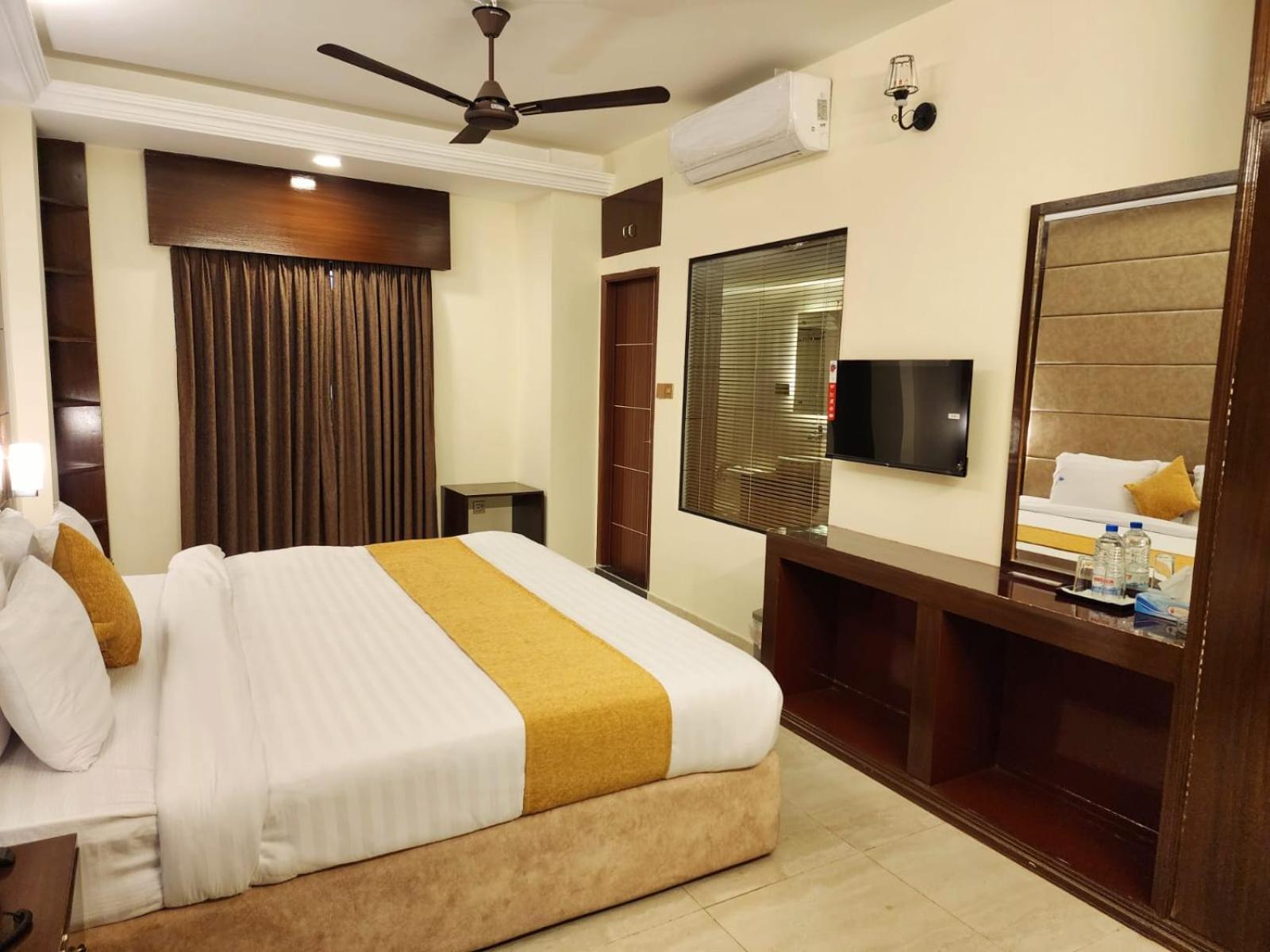 White Park Hotel & Suites Τσιταγκόνγκ Εξωτερικό φωτογραφία
